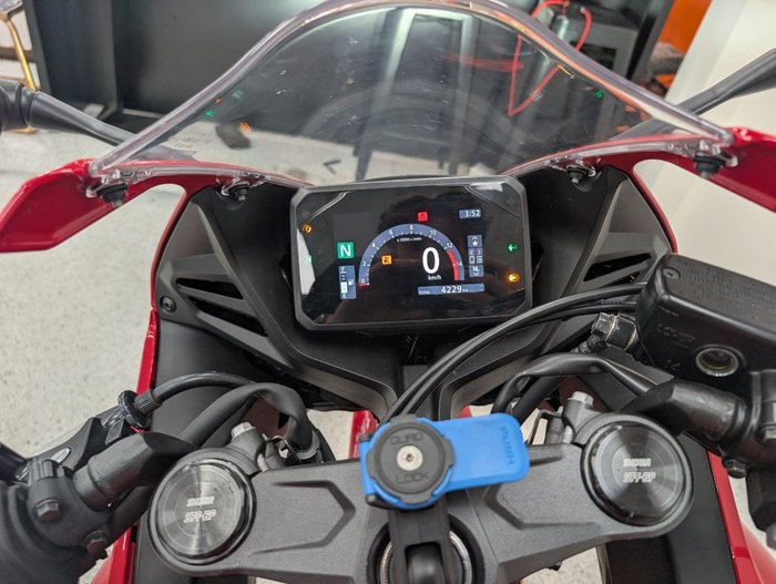 2025 Honda CBR650RAC BLUE