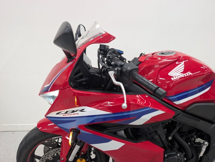 2025 Honda CBR650RAC BLUE