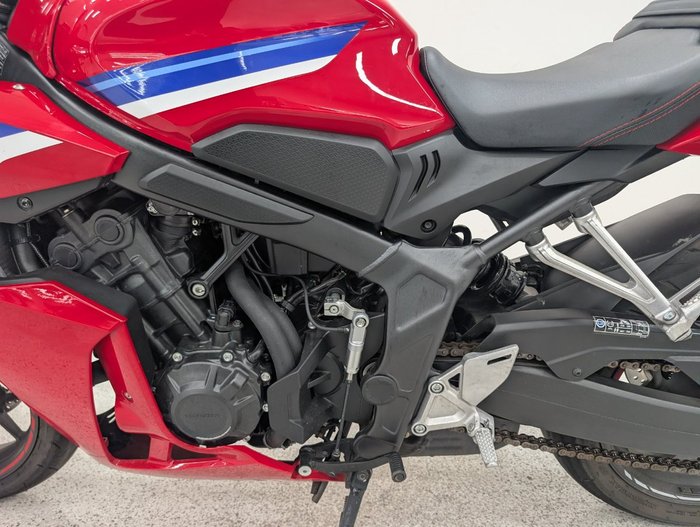 2025 Honda CBR650RAC BLUE