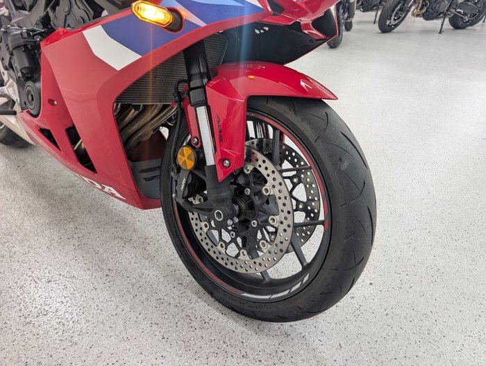 2025 Honda CBR650RAC BLUE