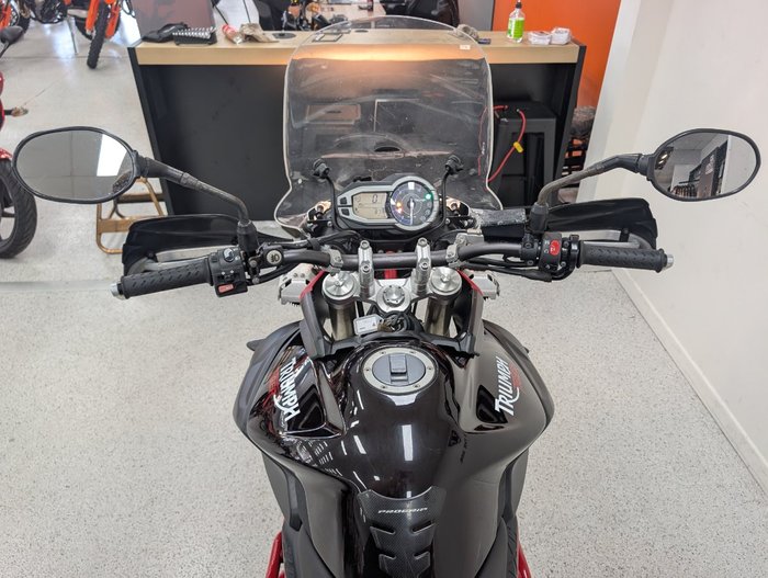 2014 Triumph TIGER 800 XC Red