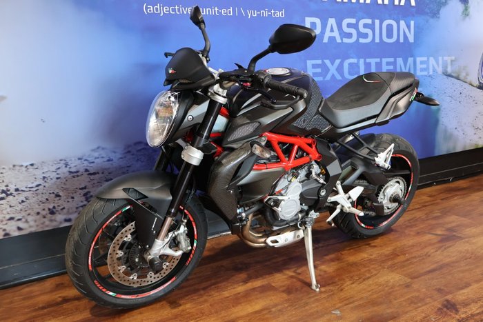 2015 MV Agusta BRUTALE 675 Black
