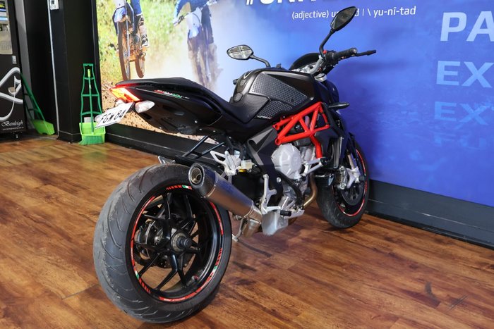 2015 MV Agusta BRUTALE 675 Black