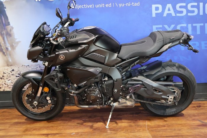 2018 Yamaha MT-10A Black
