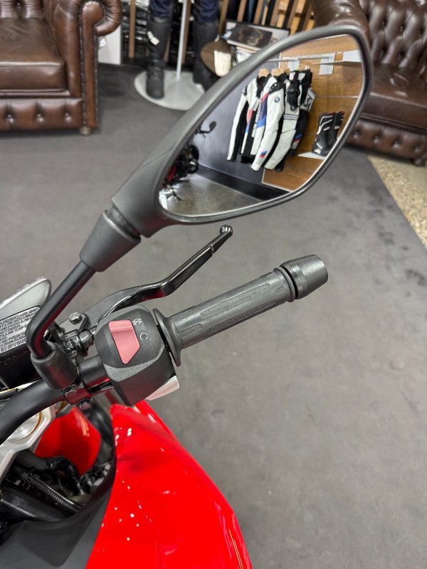 2019 BMW Motorrad G 310R Red