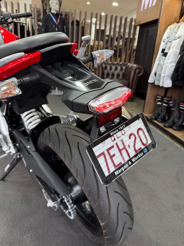 2019 BMW Motorrad G 310R Red