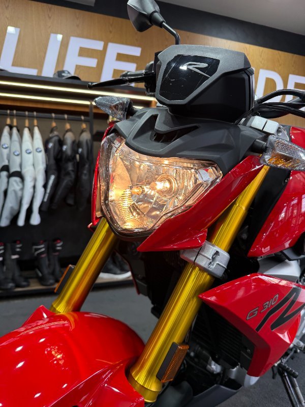 2019 BMW Motorrad G 310R Red