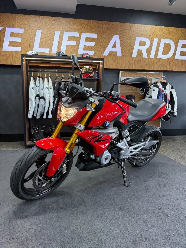 2019 BMW Motorrad G 310R Red