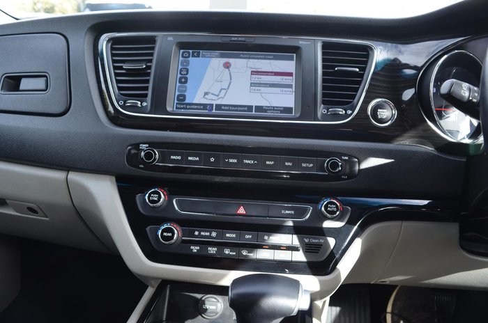 2020 Kia Carnival Platinum