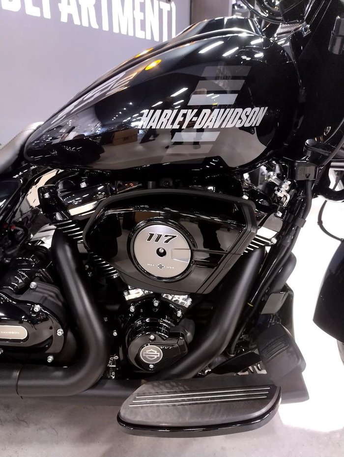 2026 Harley-Davidson Road Glide 3 (FLTRT) Trike Black