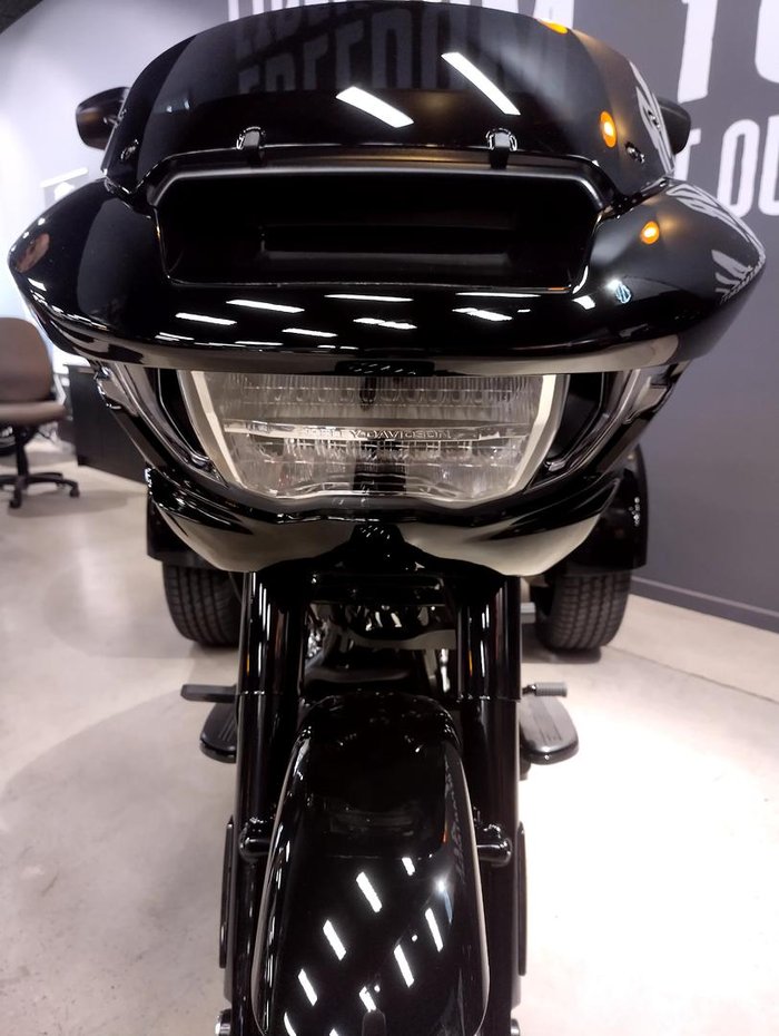 2026 Harley-Davidson Road Glide 3 (FLTRT) Trike Black