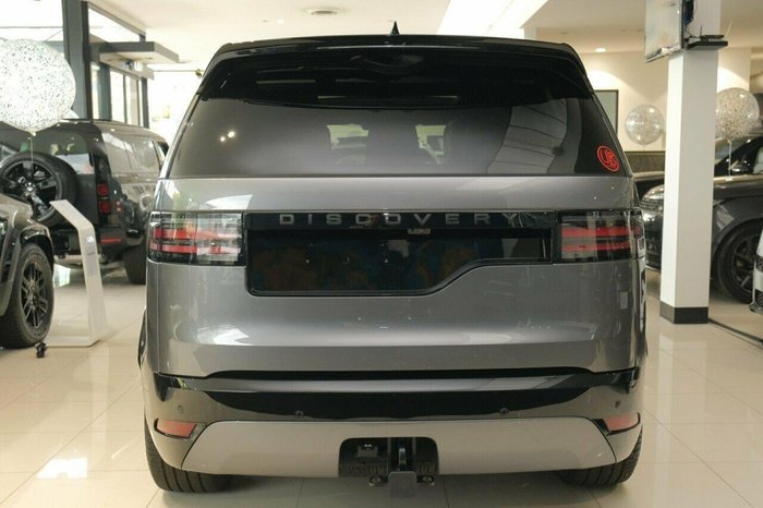 2025 Land Rover Discovery D350 Dynamic SE Series 5 MY25 4X4 Eiger Grey