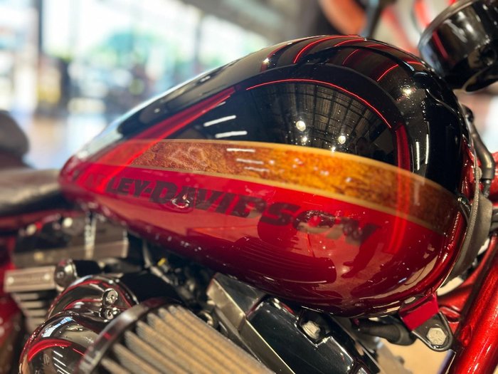 2017 Harley-Davidson CVO Pro Street Breakout (FXSE) CVO