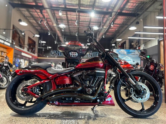 2017 Harley-Davidson CVO Pro Street Breakout (FXSE) CVO