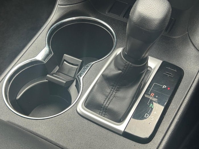 2017 Toyota Kluger GX