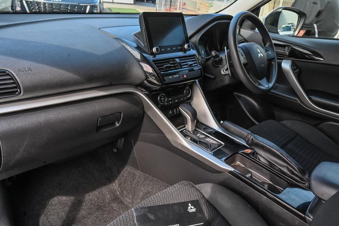 2023 Mitsubishi Eclipse Cross ES