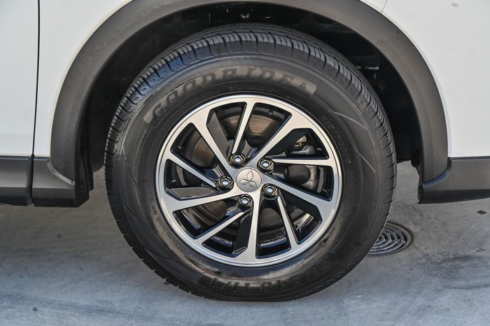 2023 Mitsubishi Eclipse Cross ES