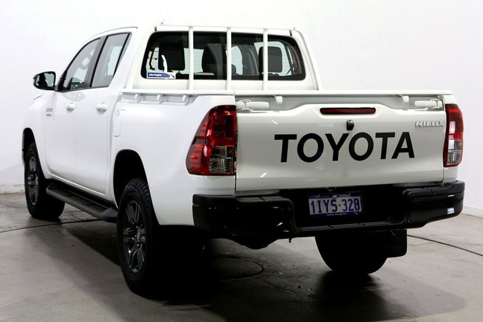 2025 Toyota Hilux SR 48V