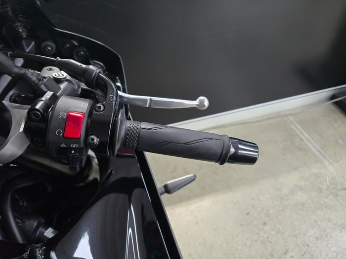 2024 Yamaha YZF-R7LA BLACK