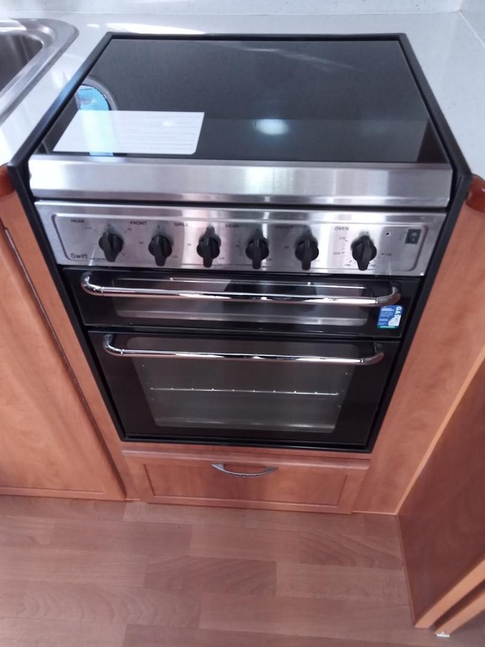 2013 Billabong Caravans Grove