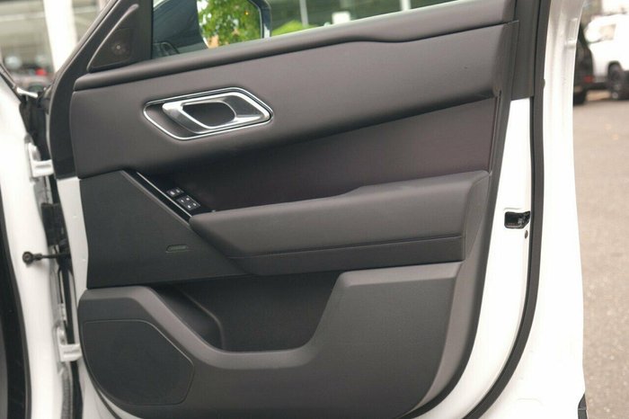 2026 Land Rover Range Rover Velar P250 Dynamic SE