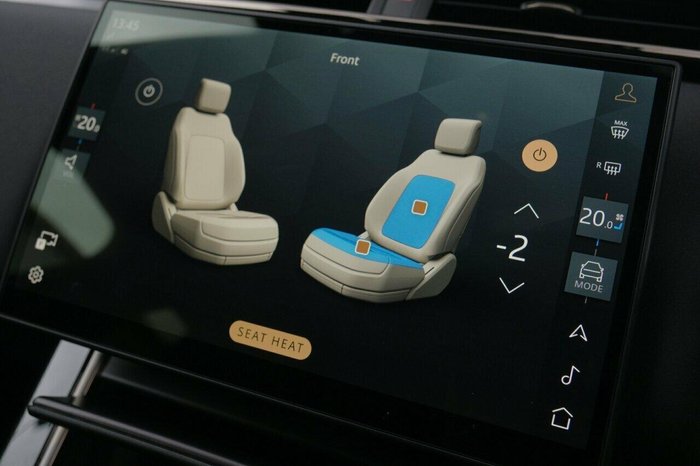 2026 Land Rover Range Rover Velar P250 Dynamic SE L560 MY26.5 AWD Fuji White