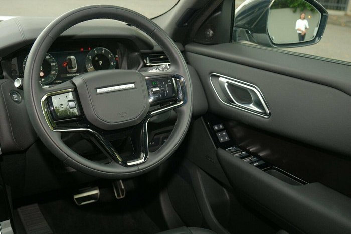2026 Land Rover Range Rover Velar P250 Dynamic SE