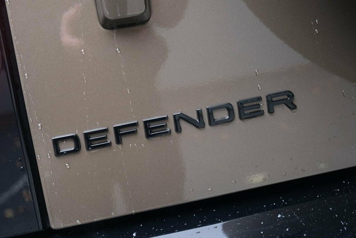 2025 Land Rover Defender 110 D350 X-Dynamic SE L663 MY26 AWD Gondwana Stone
