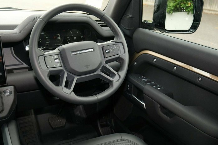 2025 Land Rover Defender 110 D350 X-Dynamic SE L663 MY26 AWD Gondwana Stone