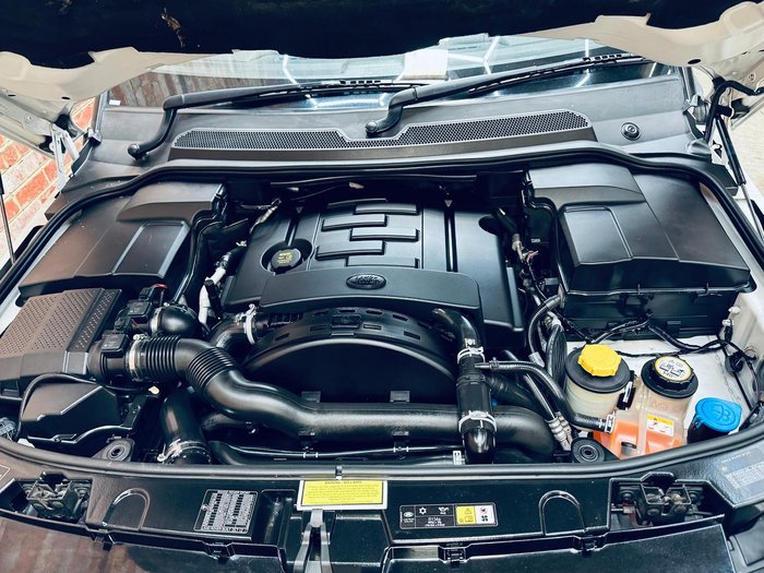 2012 Land Rover Range Rover Sport SDV6 L320 MY13 4X4 Constant Fuji White