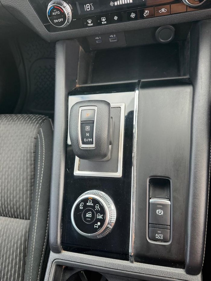 2022 Mitsubishi Outlander ES