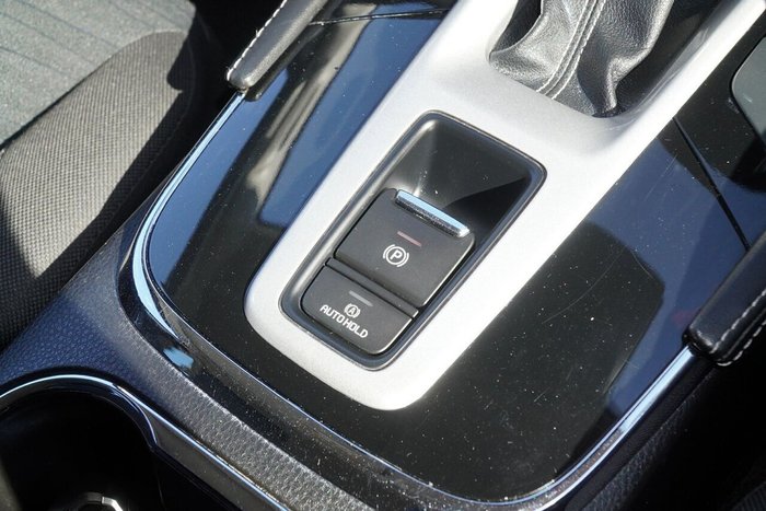 2022 Isuzu MU-X LS-U