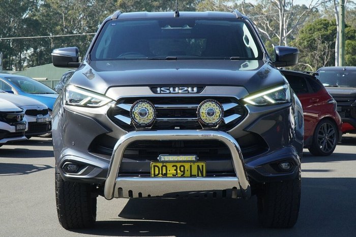 2022 Isuzu MU-X LS-U