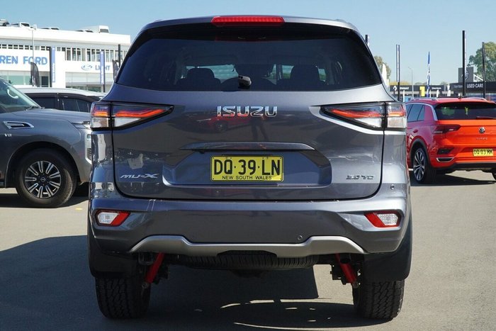 2022 Isuzu MU-X LS-U