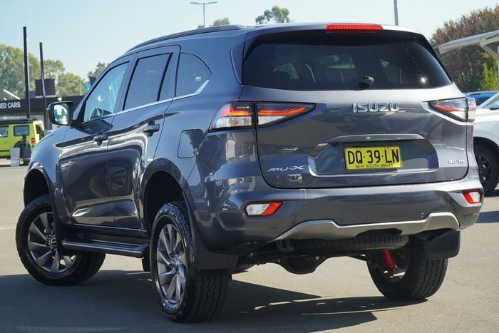 2022 Isuzu MU-X LS-U