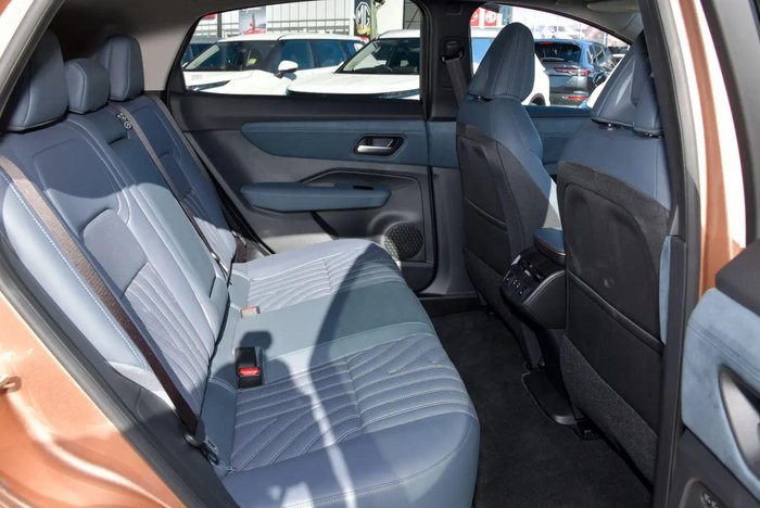 2025 Nissan Ariya Evolve FE0 MY25 Four Wheel Drive Akatsuki Copper/Black Roof