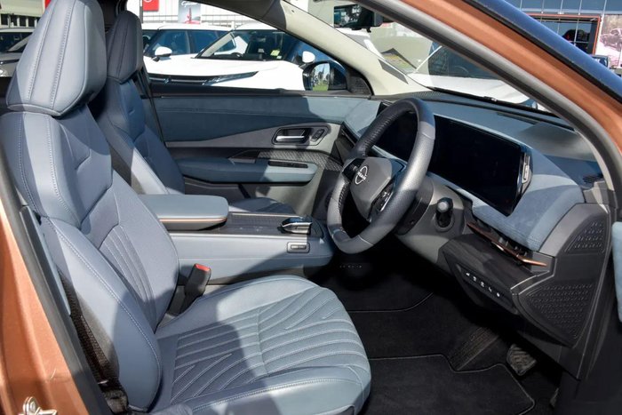 2025 Nissan Ariya Evolve FE0 MY25 Four Wheel Drive Akatsuki Copper/Black Roof