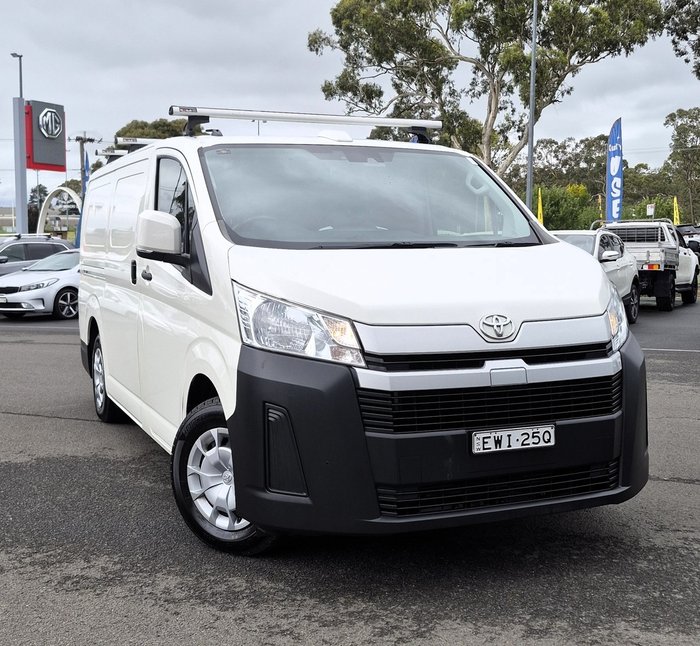 2022 Toyota HiAce