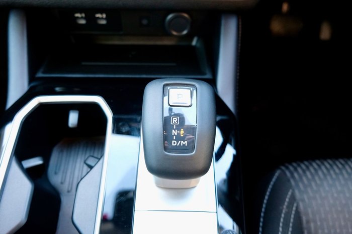 2025 Mitsubishi Outlander LS