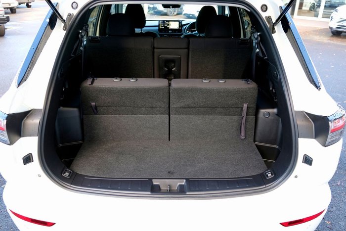 2025 Mitsubishi Outlander LS