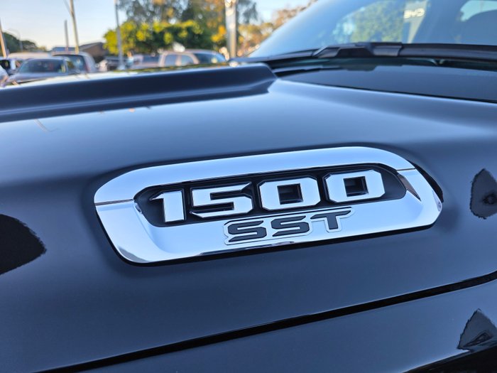 2024 RAM 1500 Laramie Sport Hurricane SO RamBox