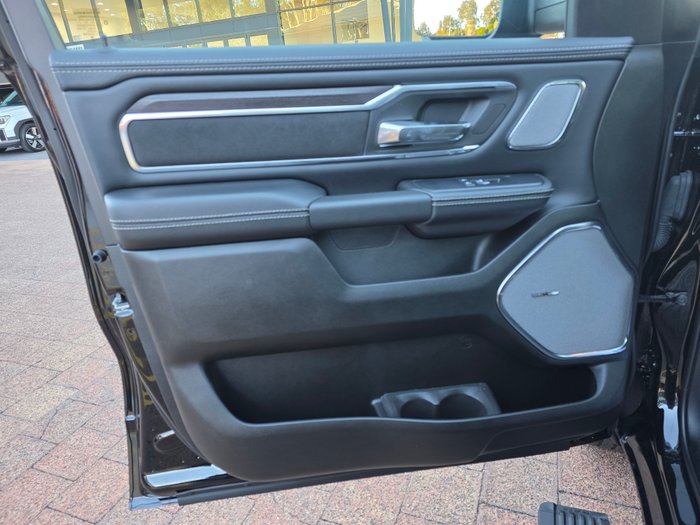 2024 RAM 1500 Laramie Sport Hurricane SO RamBox