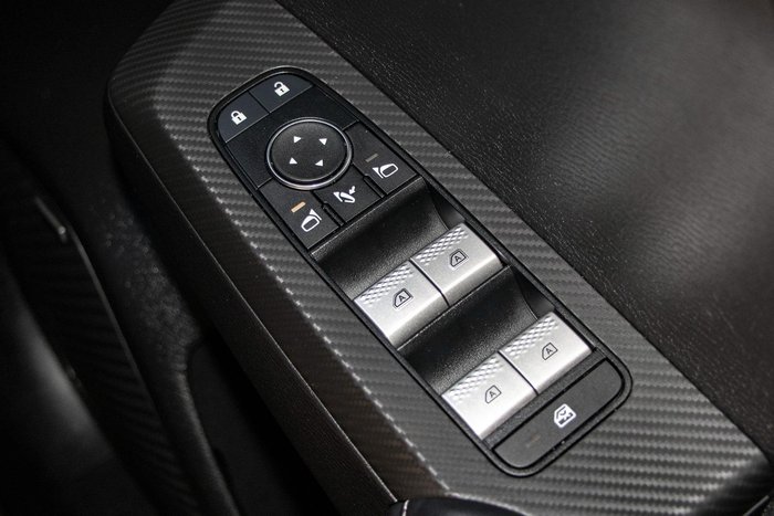 2025 Mitsubishi Outlander LS