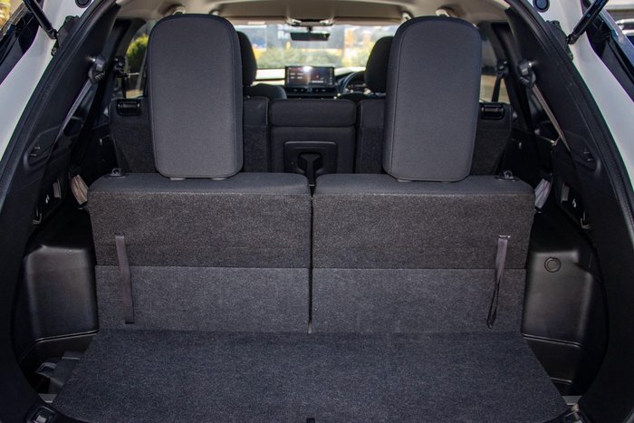 2025 Mitsubishi Outlander LS