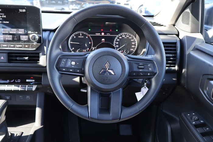 2026 Mitsubishi Triton GLX+