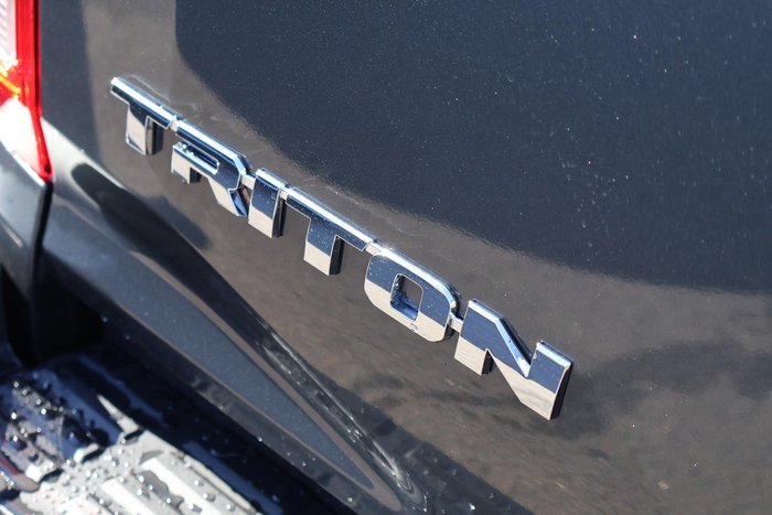 2026 Mitsubishi Triton GLX+