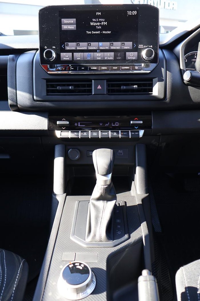 2026 Mitsubishi Triton GLX+