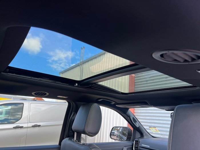 2025 Ford Everest Platinum