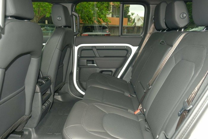 2025 Land Rover Defender 110 D250 S L663 MY25.5 AWD Fuji White