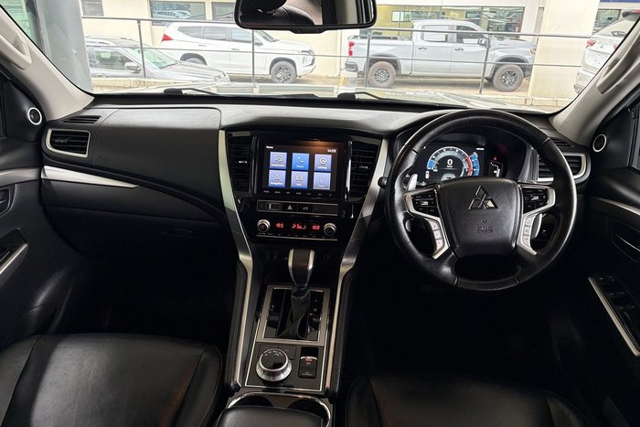 2021 Mitsubishi Pajero Sport Exceed